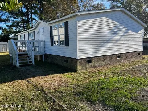 113 Sunrise Haven Rd, Arapahoe, NC 28510