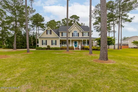 605 Cardinal Dr, Jacksonville, NC 28546
