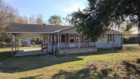 122 Julia St, Warsaw, NC 28398
