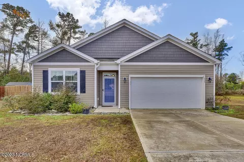 608 Gravel Ln, Castle Hayne, NC 28429