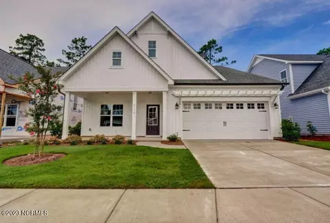 2794 Longleaf Pine Cir, Leland, NC 28451