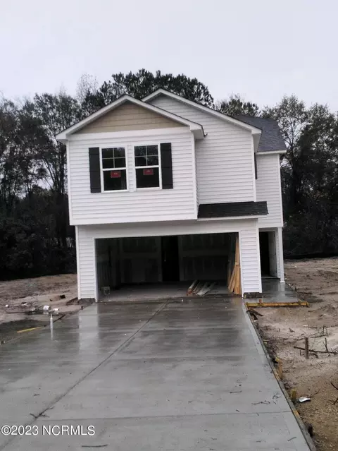 211 Chelsea Dr, Snow Hill, NC 28580