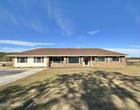 1372 Rough And Ready Rd, Whiteville, NC 28472