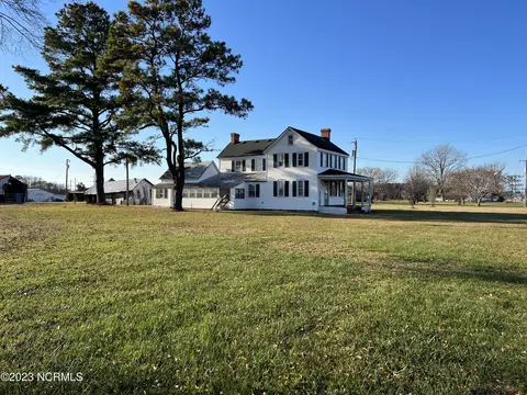 4068 Caratoke Hwy, Barco, NC 27917