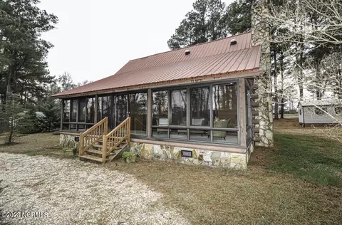 3866 Ward Dr, Rocky Mount, NC 27803