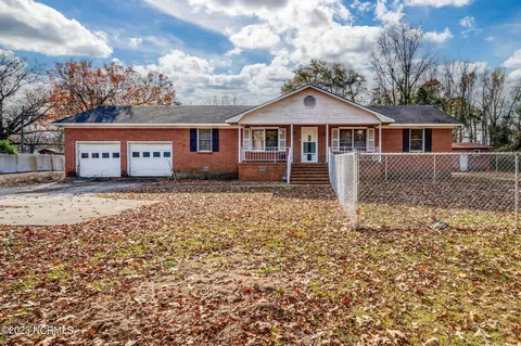 242 Sarecta Rd, Kenansville, NC 28349