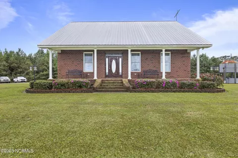 281 King Rd, Jacksonville, NC 28540