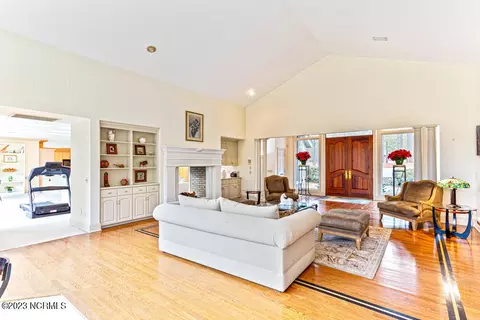 80 Cypress Point Dr, Pinehurst, NC 28374 photo 9