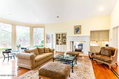 80 Cypress Point Dr, Pinehurst, NC 28374 photo 6