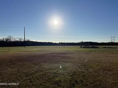 046 Caratoke Hwy, Barco, NC 27917