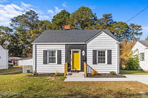 812 S Pine St, Rocky Mount, NC 27803