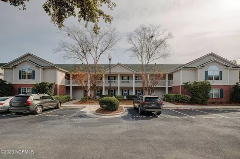 1402 Willoughby Park Ct #1, Wilmington, NC 28412