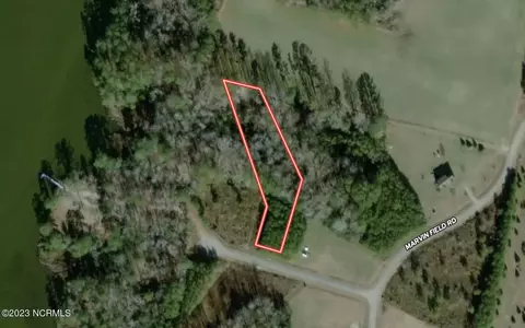 68 Caraway Ct, Grantsboro, NC 28529