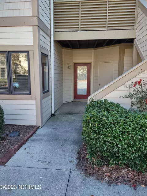 155 Longstreet Dr #101, Wilmington, NC 28412