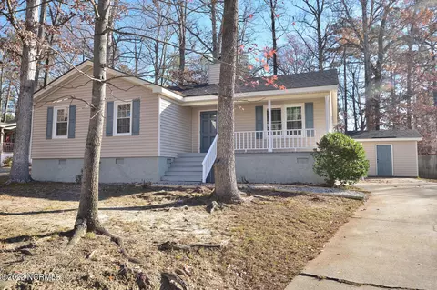 1005 N Hornbeam Dr, Rocky Mount, NC 27804