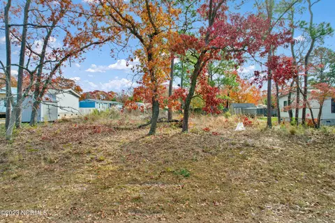2164 Lakeside Ave SW, Supply, NC 28462