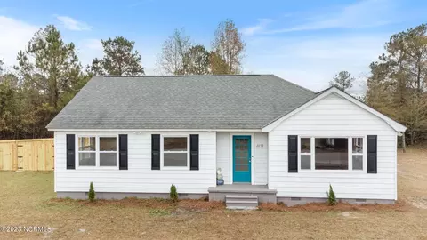 2255 Burgaw Hwy, Jacksonville, NC 28540