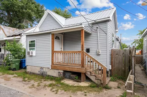 809 Russell Aly, Wilmington, NC 28401