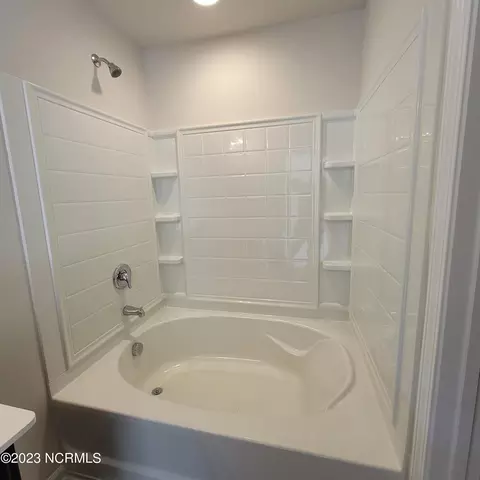 483 Lakerun Dr, Bunnlevel, NC 28323 photo 3
