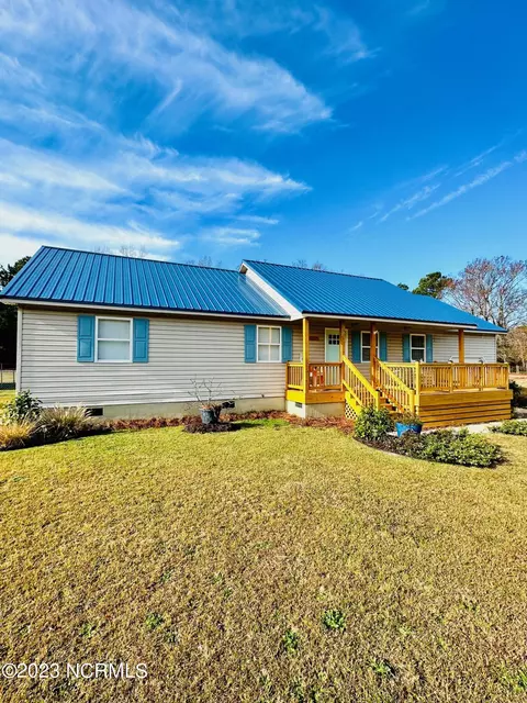 600 Poplar Branch Rd, Grandy, NC 27939