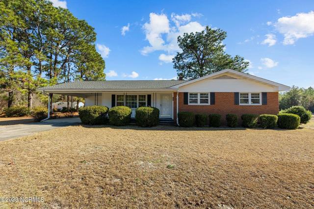 161 Rowe Ave, Aberdeen, NC 28315