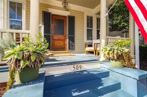 509 Craven St, New Bern, NC 28560