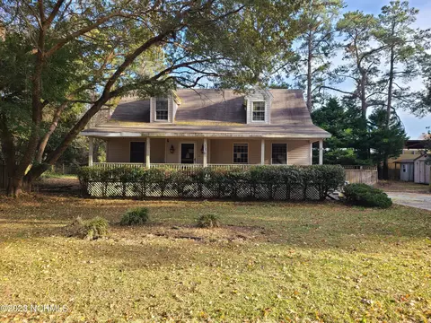 136 Carolina Ct W, Manteo, NC 27954