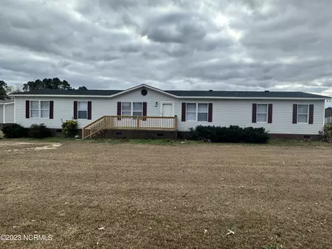 101 Brandy Ave, La Grange, NC 28551