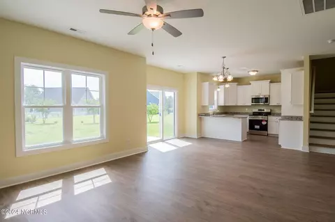 202 Baker Rd, Hubert, NC 28539 photo 9
