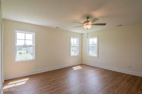 Bedroom - 204 Baker Rd, Hubert, NC 28539 photo 5 of 7