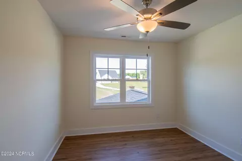 Bedroom - 204 Baker Rd, Hubert, NC 28539 photo 4 of 7
