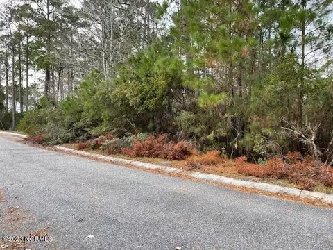 1503 St Lucia Dr SW, Shallotte, NC 28470