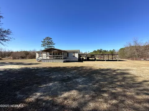 954 Louis Breeden Blvd, Hamlet, NC 28345