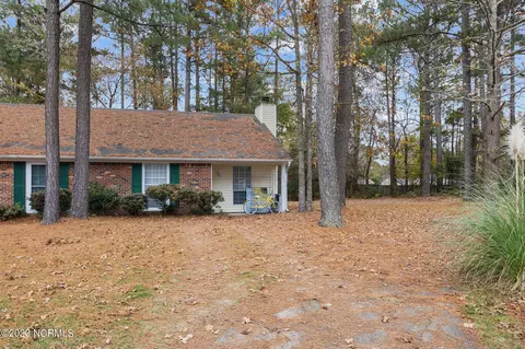 1615 Jamestown Ct, New Bern, NC 28562