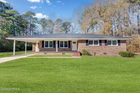 1436 Patterson Rd, Kinston, NC 28504