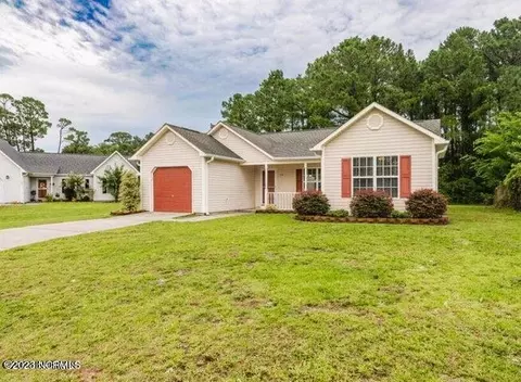 104 Sweet Bay Ct, Hampstead, NC 28443