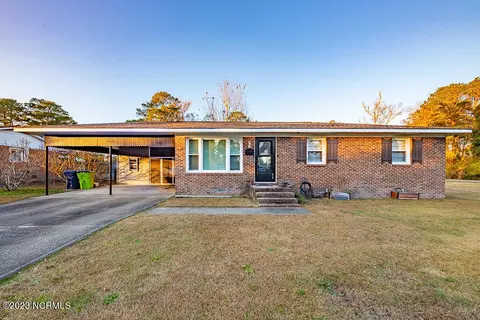 104 Bryan Blvd, Havelock, NC 28532