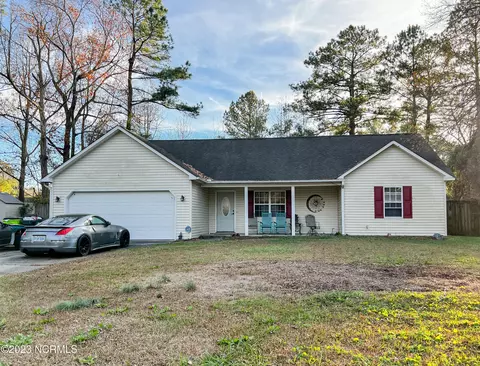 3015 Roanoke Ave, New Bern, NC 28562