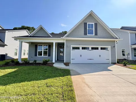 7113 Vizsla Ln, Wilmington, NC 28411