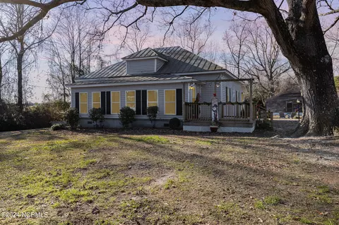 339 Herman Taylor Rd, Faison, NC 28341
