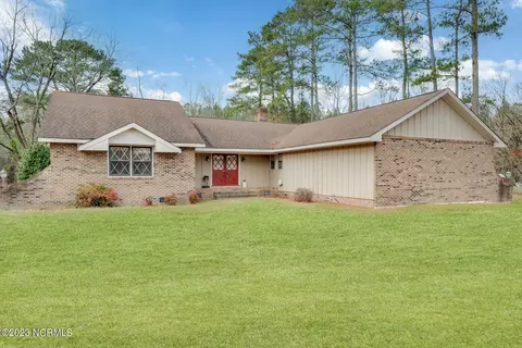 6122 County Home Rd, Winterville, NC 28590