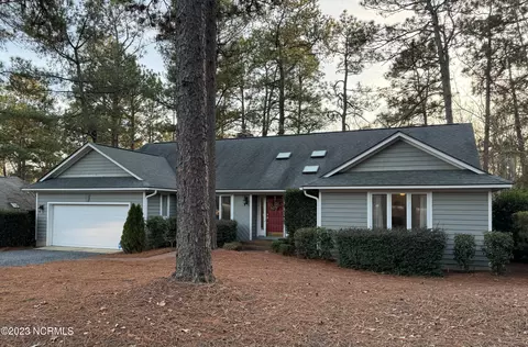 40 Thunderbird Cir, Pinehurst, NC 28374