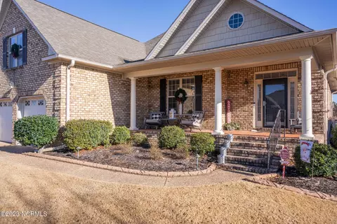 1105 Highlands Dr, Hampstead, NC 28443 photo 4