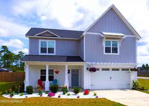 352 Inverness Dr, Hubert, NC 28539