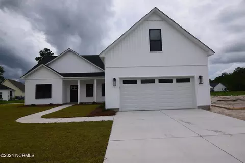 115 Warbler Dr, New Bern, NC 28560