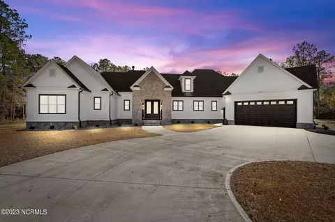 8901 Timour Trl NE, Leland, NC 28451
