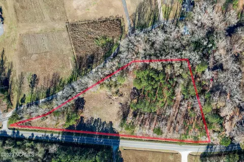 1902 Blue Creek Rd, Jacksonville, NC 28540