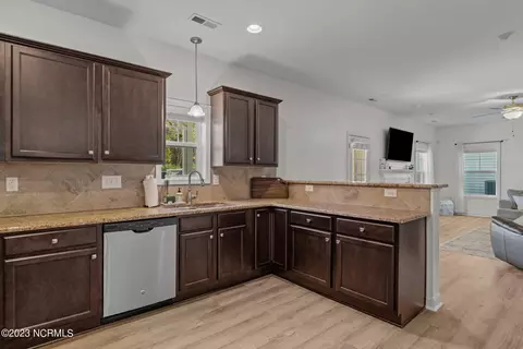 144 Blue Bay Ln, Cameron, NC 28326 photo 9