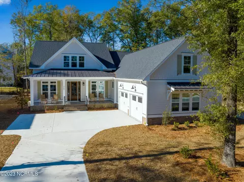 3705 Barnesmore Dr, Castle Hayne, NC 28429