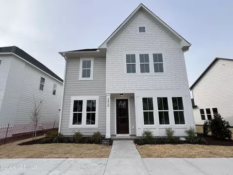 3820 Mason Port Dr #111, Wilmington, NC 28409